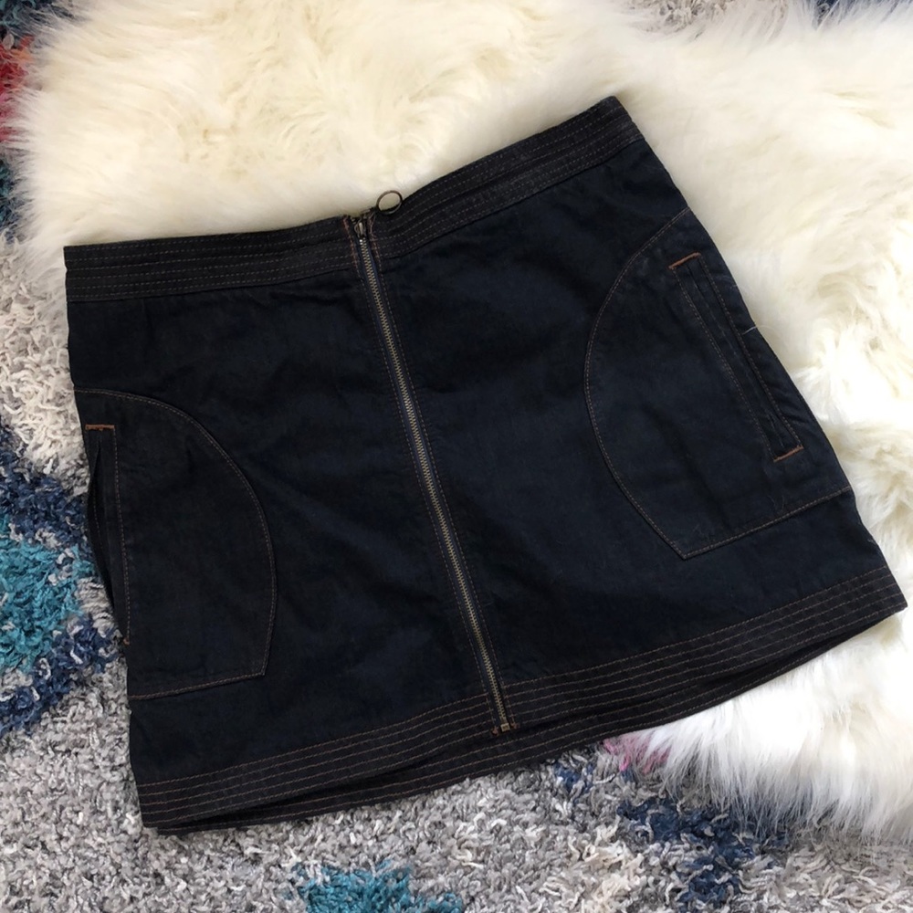 ABERCROMBIE & FITCH DARK WASH DENIM MINI SKIRT